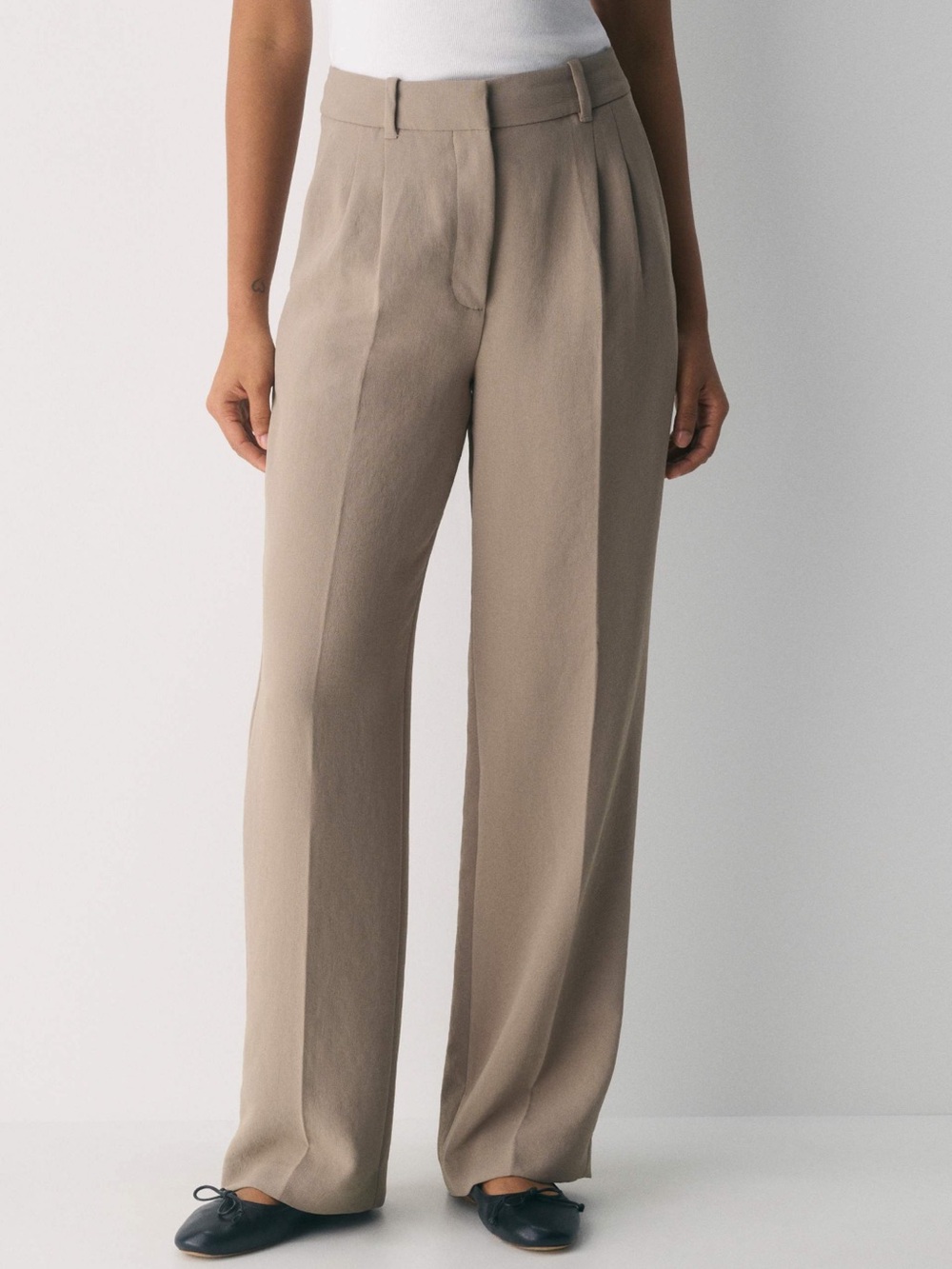 Aritzia Effortless Pant - Crepette